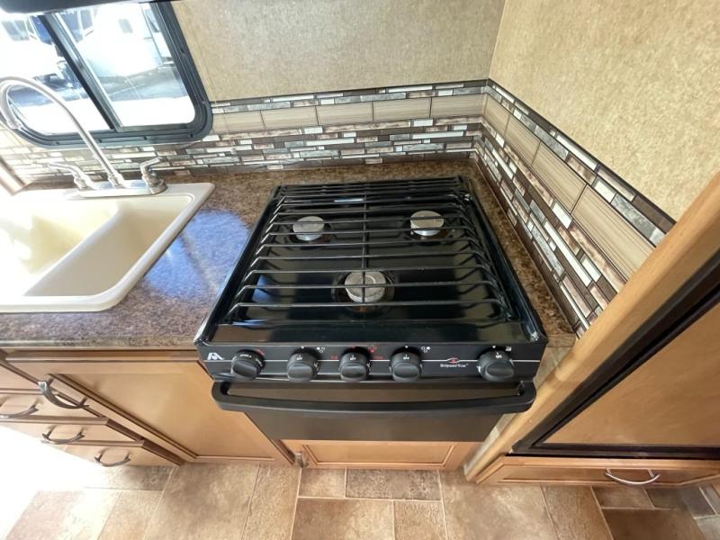 2016 Thor Motor Coach Four Winds 24C, $ 39,990