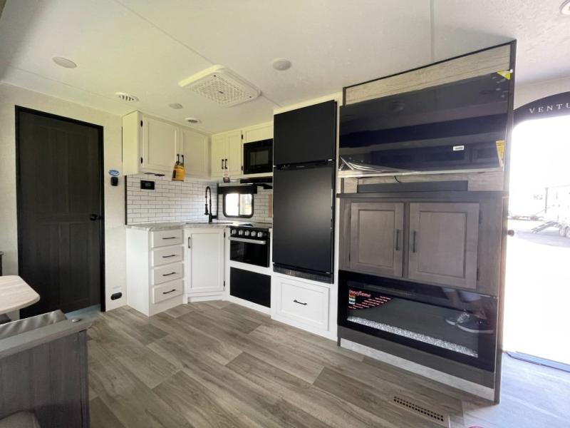 2025 Venture SportTrek ST292VBH, $ 44,998