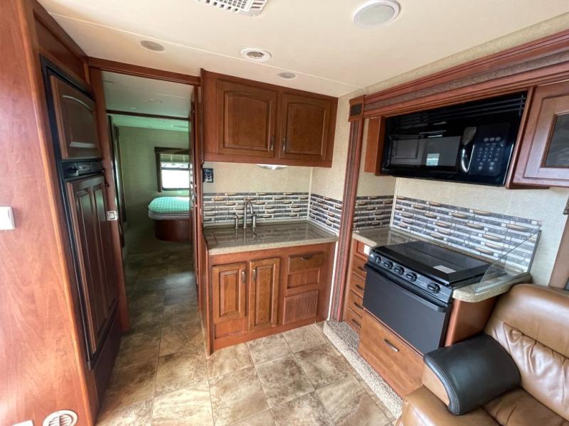 2014 Jayco Greyhawk 31FS, $ 64,990