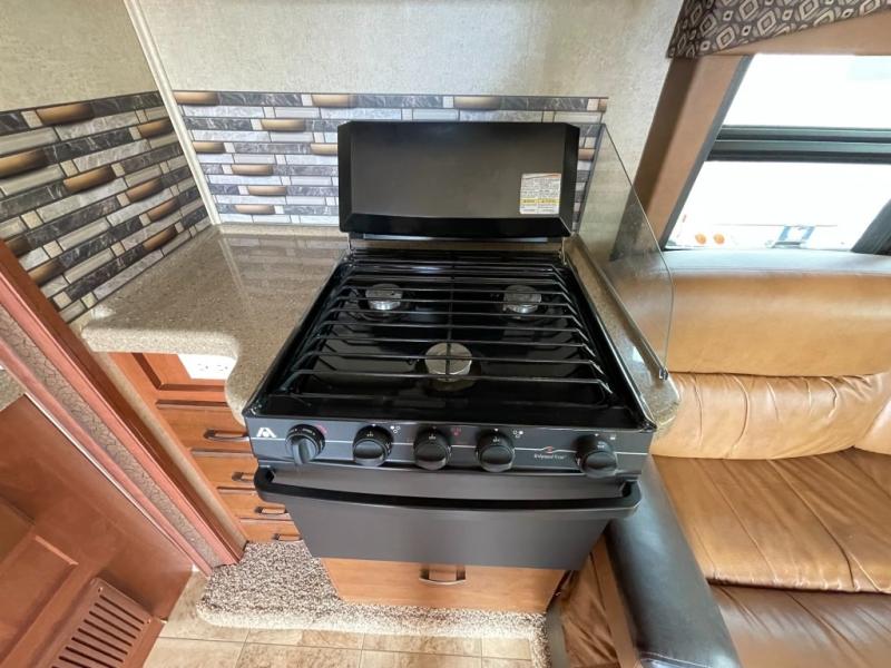 2014 Jayco Greyhawk 31FS, $ 64,990