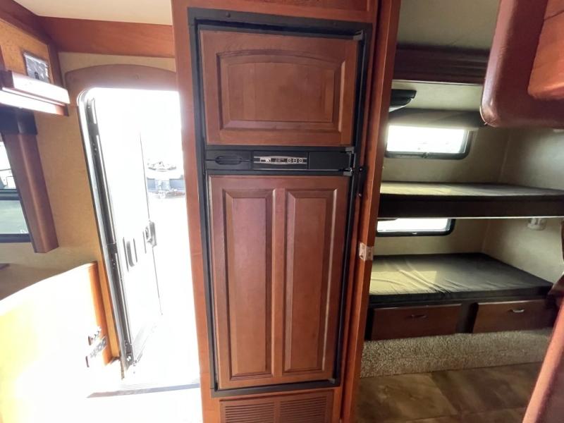 2014 Jayco Greyhawk 31FS, $ 64,990