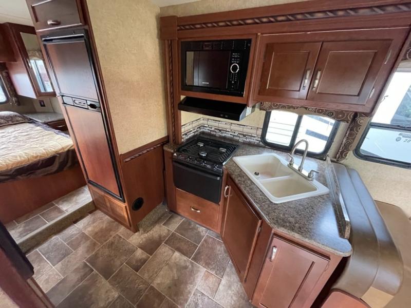 2017 Thor Motor Coach Four Winds 28Z, $ 44,990