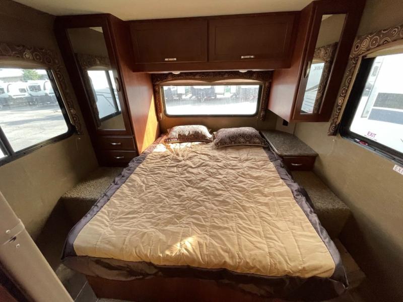 2017 Thor Motor Coach Four Winds 28Z, $ 44,990