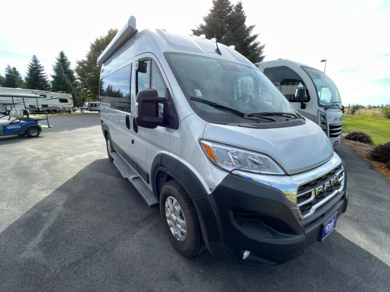 2024 Thor Motor Coach Riviera 39BH, $ 84,990