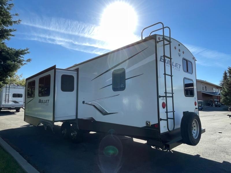 2021 Keystone Bullet (East) 330BHS, $ 37,990