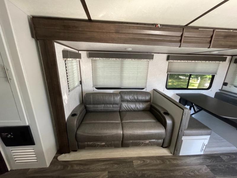 2021 Keystone Bullet (East) 330BHS, $ 37,990