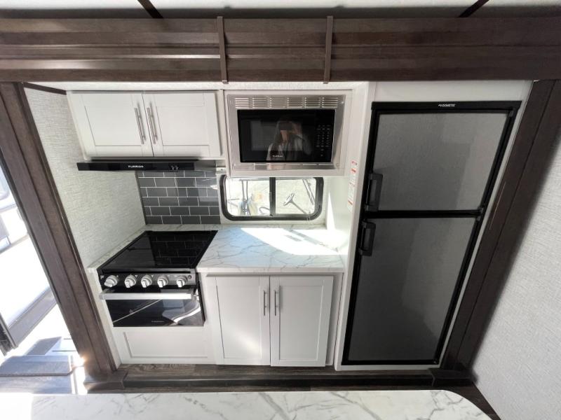 2021 Keystone Bullet (East) 330BHS, $ 37,990