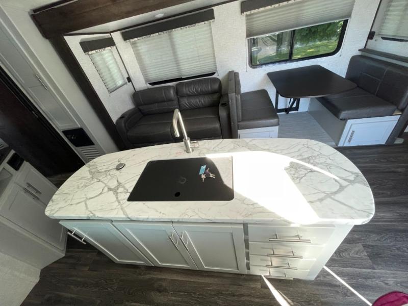 2021 Keystone Bullet (East) 330BHS, $ 37,990