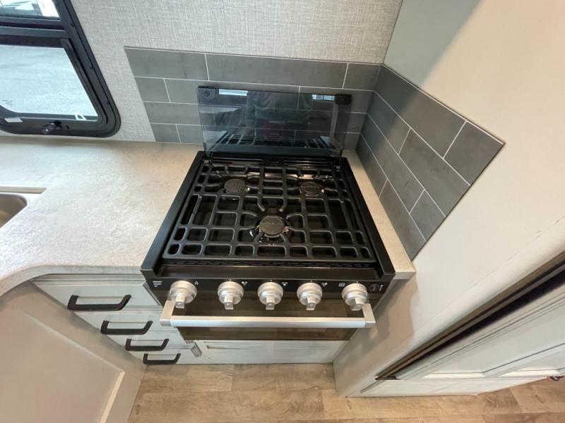 2022 Jayco Greyhawk 30Z, $ 89,990
