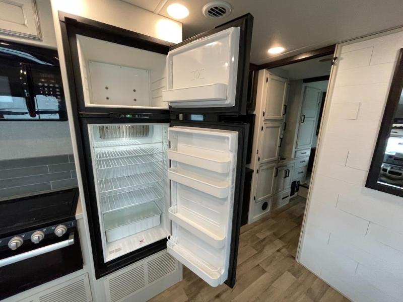2022 Jayco Greyhawk 30Z, $ 89,990