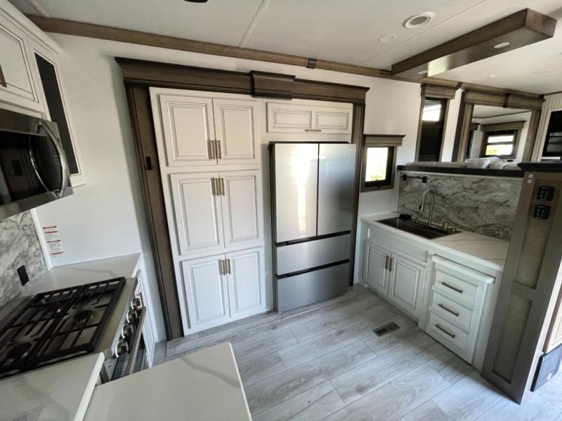 2025 Keystone Montana 3941FO, $ 99,990