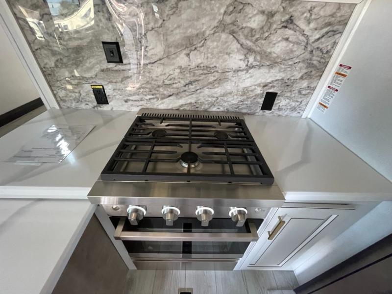 2025 Keystone Montana 3941FO, $ 99,990