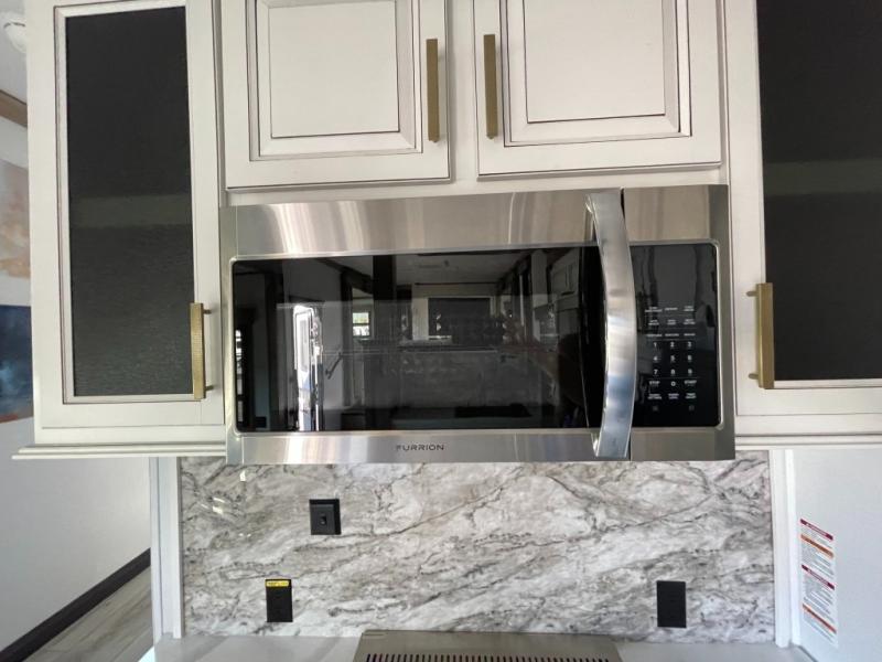 2025 Keystone Montana 3941FO, $ 99,990