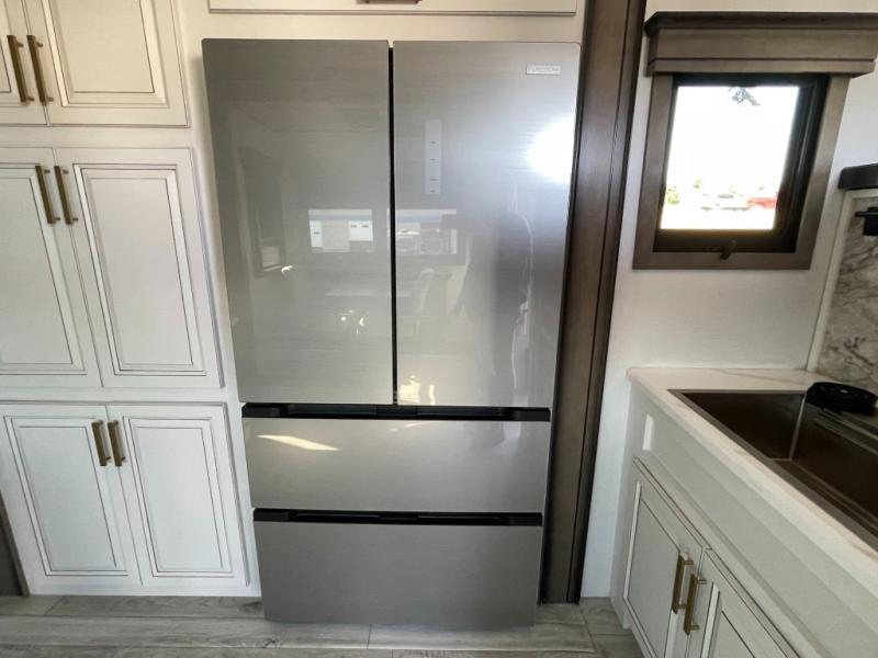 2025 Keystone Montana 3941FO, $ 99,990