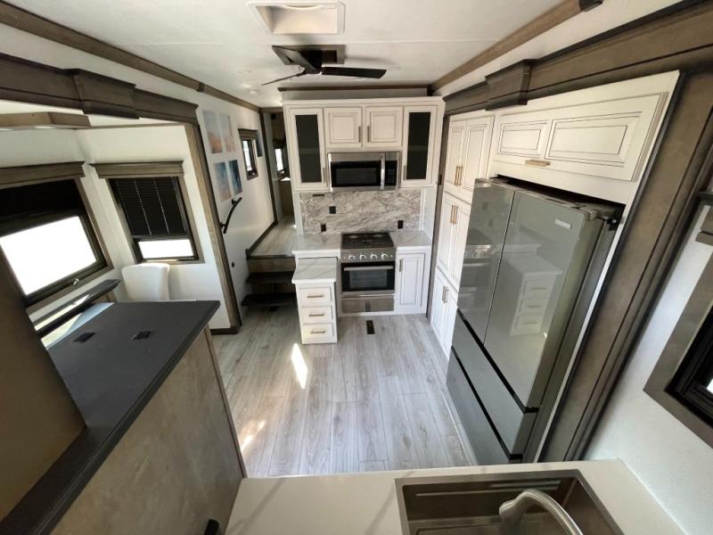 2025 Keystone Montana 3941FO, $ 99,990