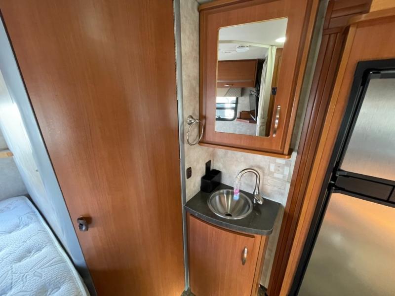 2012 Winnebago View 24J, $ 49,990