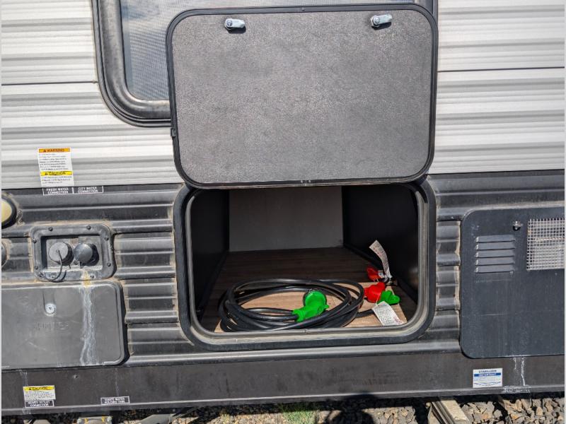 2021 Forest River Cherokee Grey Wolf 26DBH, $ 21,998