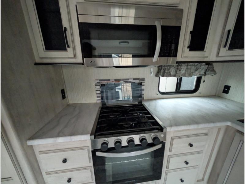2022 Forest River Sierra 3330BH, $ 49,990