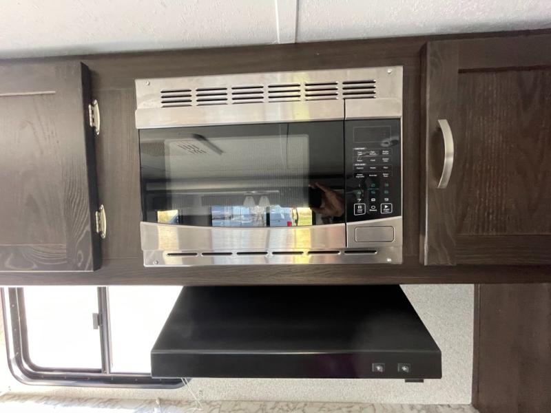 2017 Keystone Springdale (East) 240BH, $ 19,998