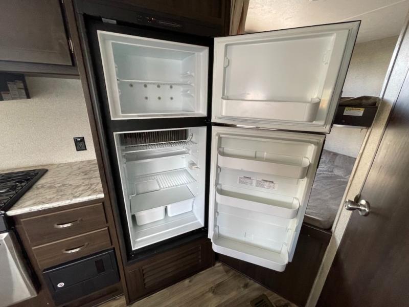 2017 Keystone Springdale (East) 240BH, $ 19,998