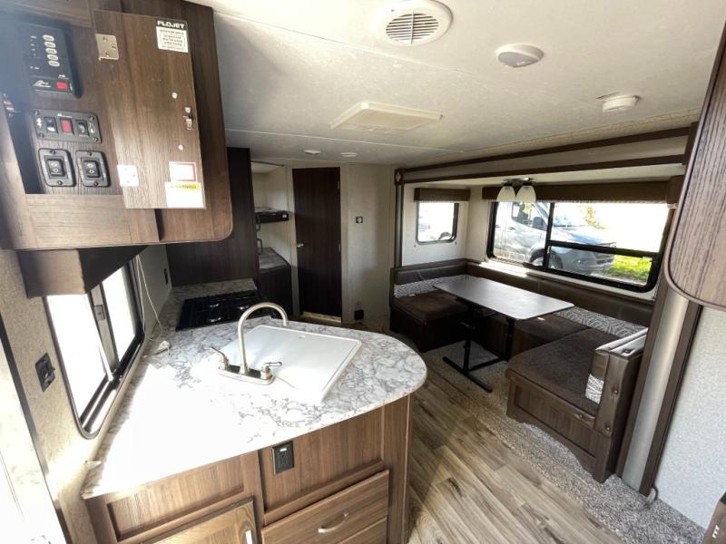 2017 Keystone Springdale (East) 240BH, $ 19,998