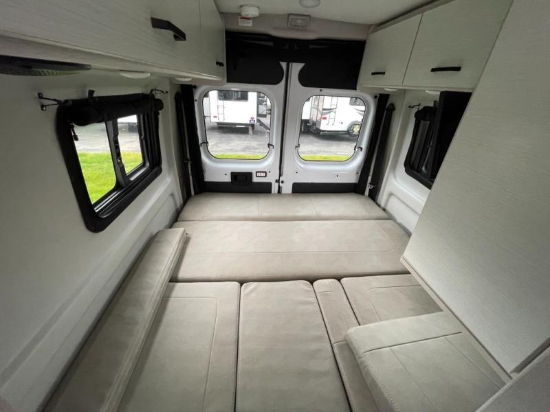 2024 Thor Motor Coach Dazzle 2JB, $ 99,990