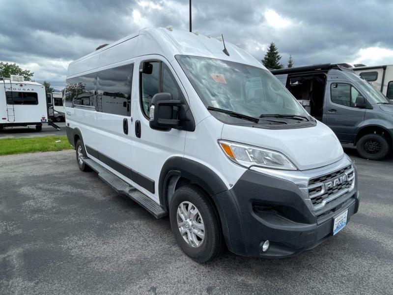 2024 Thor Motor Coach Dazzle 2JB, $ 99,990