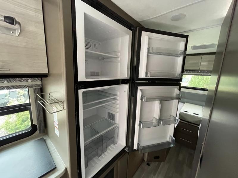 2023 Thor Motor Coach Vegas 24.1, $ 89,990