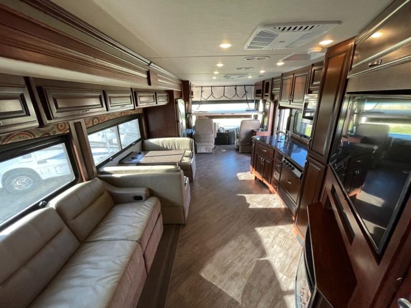 2017 Fleetwood Pace Arrow® 36U, $ 124,990