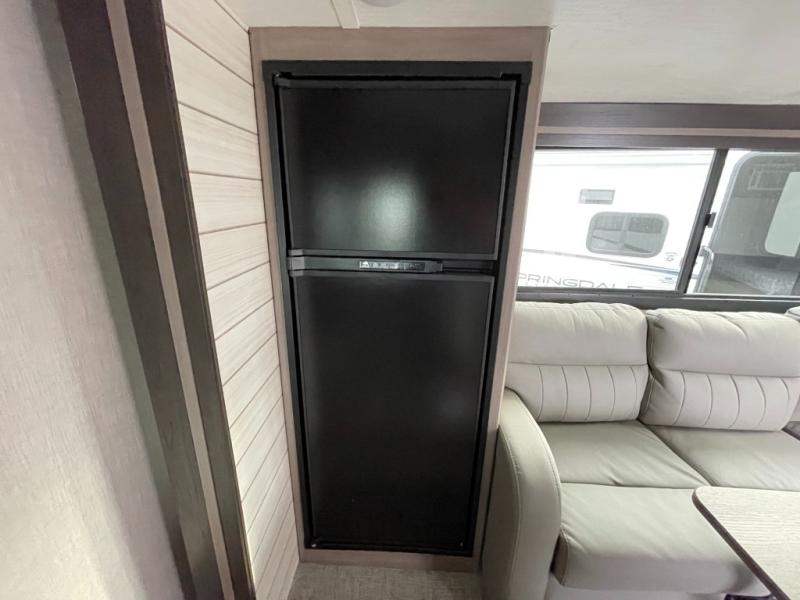 2022 CrossRoads Sunset Trail Super Lite SS222RB, $ 29,990