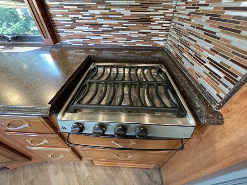 2018 Fleetwood Pace Arrow® LXE 38K, $ 139,990