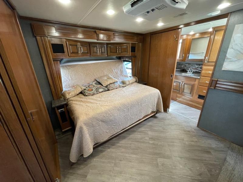 2018 Fleetwood Pace Arrow® LXE 38K, $ 139,990