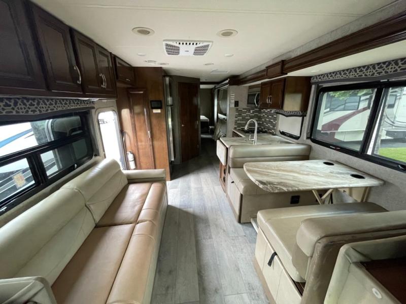2020 Thor Motor Coach Omni Super C BB35, $ 99,990