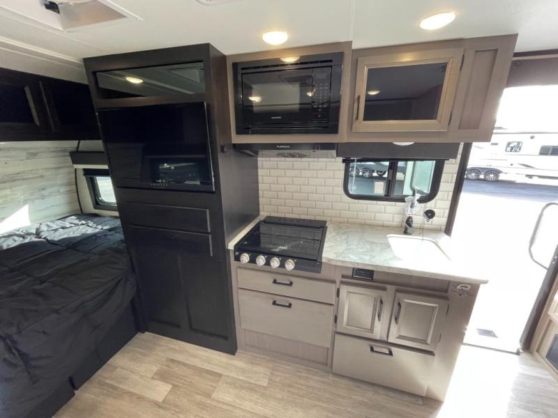 2022 Jayco Jay Feather Micro 166FBS, $ 21,998