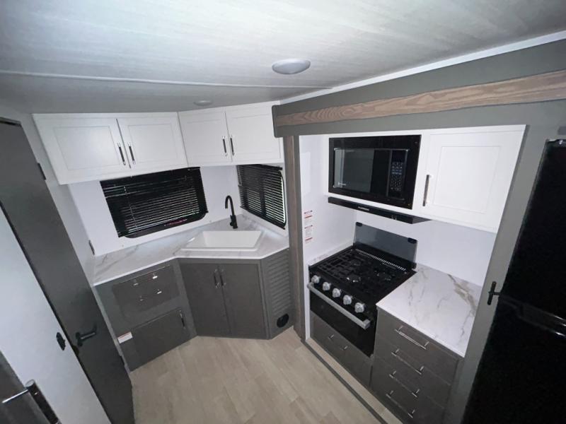 2025 Keystone Bullet Classic (West) 2240RKWE, $ 29,998