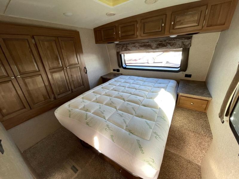 2018 Forest River Rockwood Ultra Lite 2906WS, $ 29,990