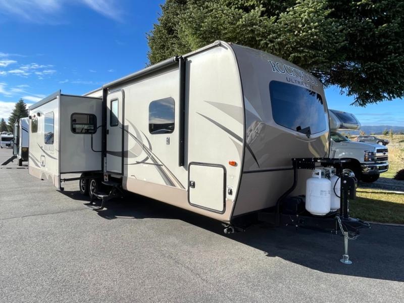 2018 Forest River Rockwood Ultra Lite 2906WS, $ 29,990