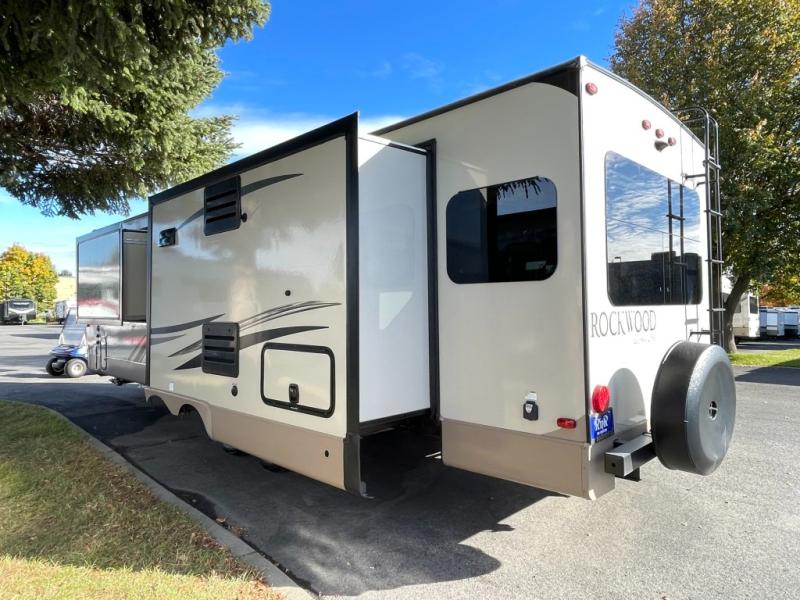 2018 Forest River Rockwood Ultra Lite 2906WS, $ 29,990