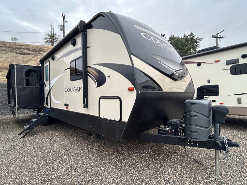 2019 Keystone Cougar Half-Ton (East) 32RLI, $ 34,995