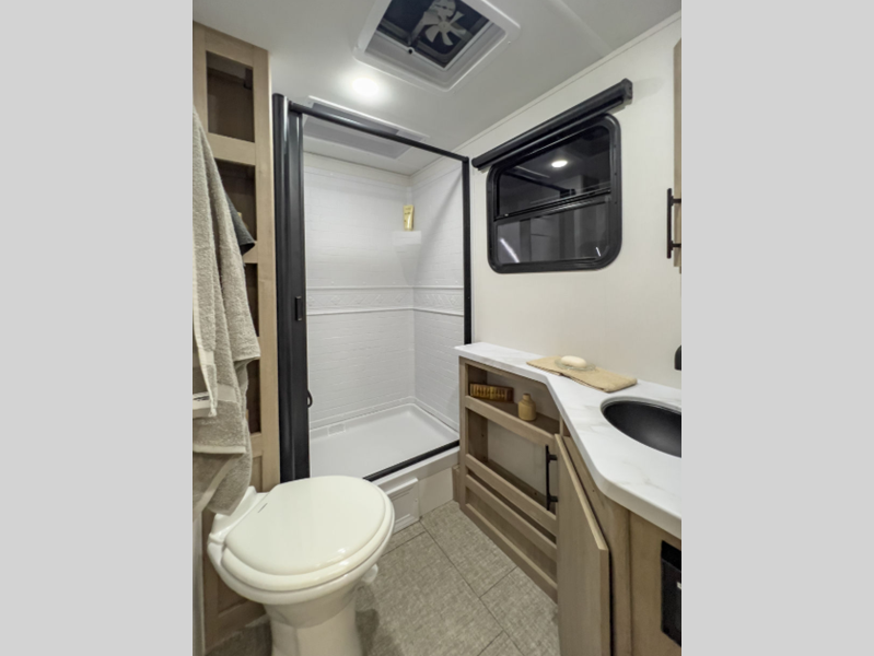 2025 Grand Design Imagine XLS 25DBE, $ 35,990