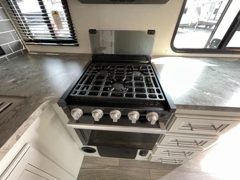2024 Keystone Cougar Half-Ton (Fifth Wheel) 24RDS, $ 44,990