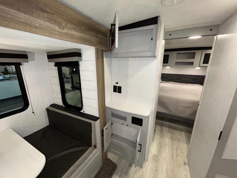 2022 Heartland North Trail Ultra Lite NT 27LRSS, $ 24,998