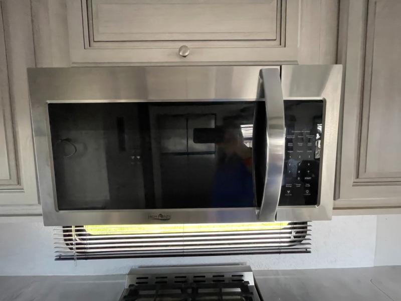 2022 Forest River Cardinal Luxury 390FBX, $ 64,990