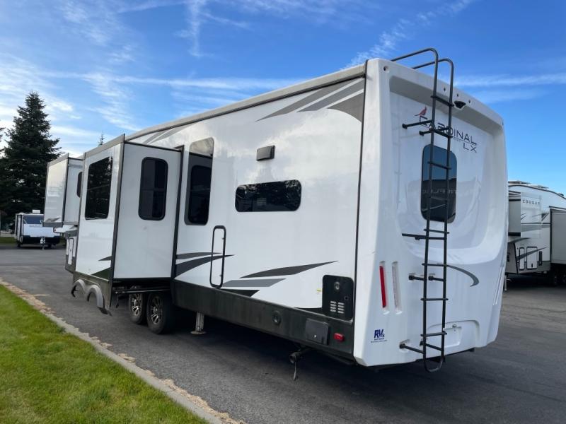 2022 Forest River Cardinal Luxury 390FBX, $ 64,990