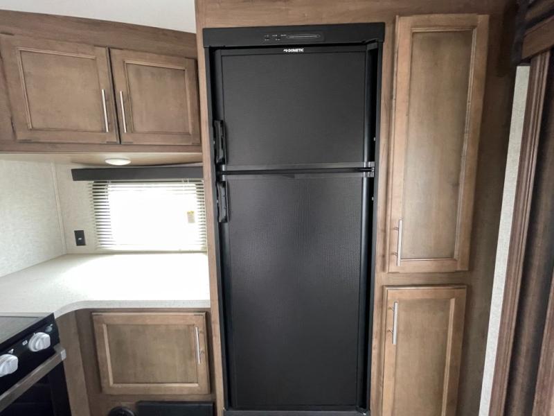 2019 Keystone Cougar Half-Ton (East) 33MLS, $ 39,990