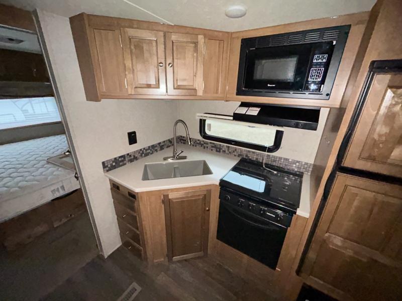 2018 Forest River Rockwood Ultra Lite 2706WS, $ 24,998