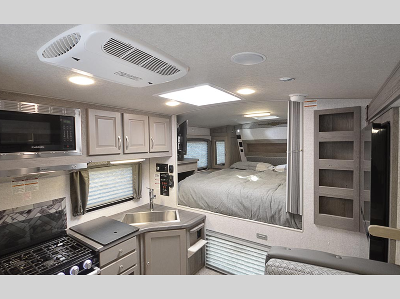 2027 Northwood Arctic Fox 990, $ 59,990