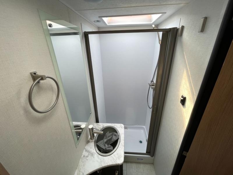 2027 Coachmen Leprechaun 210RSS Chevy 3500, $ 89,998