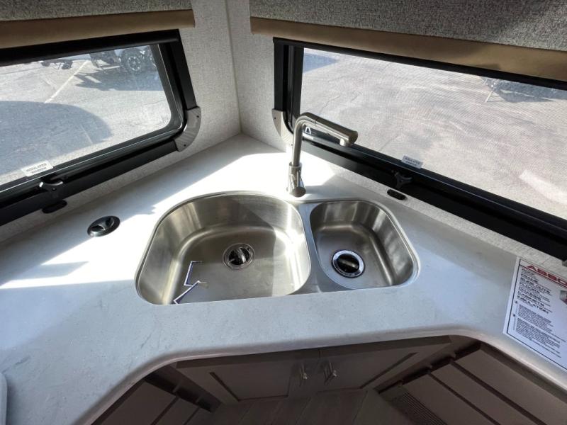 2027 Northwood Arctic Fox 275LE, $ 89,995