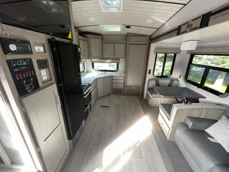 2027 Northwood Arctic Fox 275LE, $ 89,995